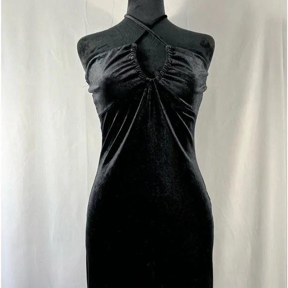 Black velvet, halter, midi dress, large 
NWT - Picture 4 of 6